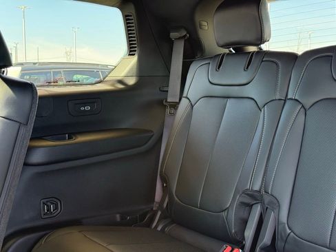 New 2026 Jeep Grand Cherokee L Limited AWD/4WD image 32