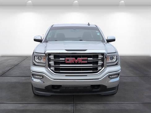 Used 2017 GMC Sierra 1500 SLT w/ SLT Premium Package image 4