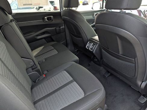 New 2026 Kia Sorento LX FWD image 27