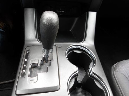 Used 2011 Kia Sorento LX image 13