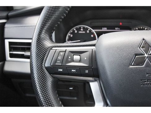 Used 2024 Mitsubishi Outlander SE FWD image 18