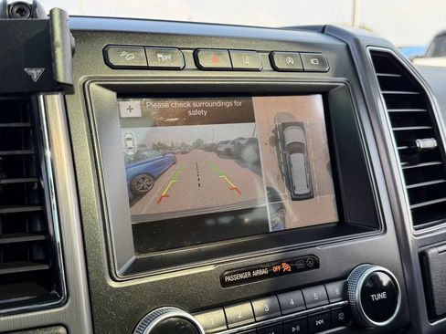 Used 2019 Ford Expedition Max Platinum AWD/4WD image 46