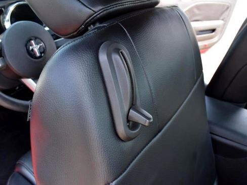 Used 2006 Ford Mustang GT image 31