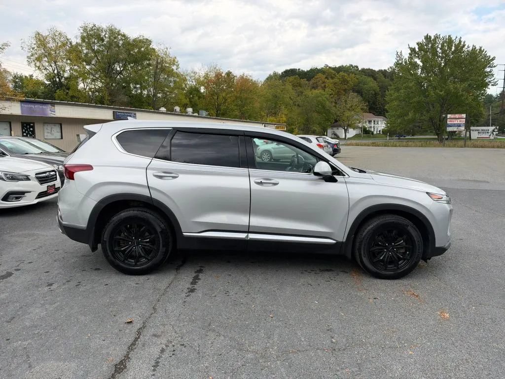 Used 2019 Hyundai Santa Fe SEL AWD/4WD image 9