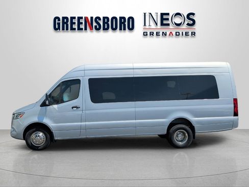 Used 2022 Mercedes-Benz Sprinter 3500 image 2