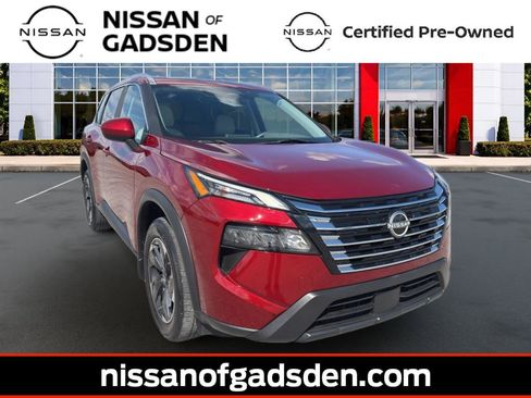 Used 2024 Nissan Rogue SV w/ SV Premium Package FWD image 1