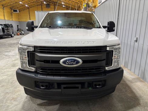 Used 2017 Ford F250 XL w/ Power Equipment Group image 7