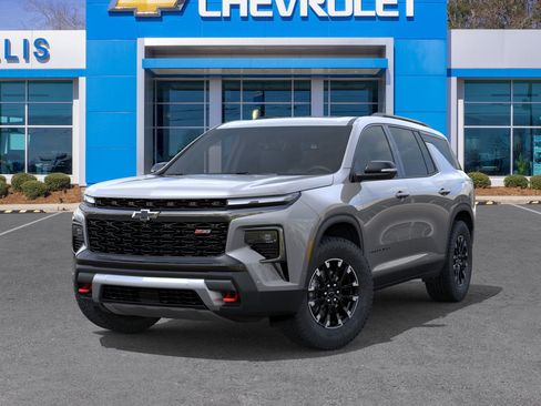 New 2026 Chevrolet Traverse Z71 w/ Enhanced Driving Package image 7