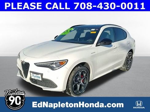 Used 2022 Alfa Romeo Stelvio Veloce image 1