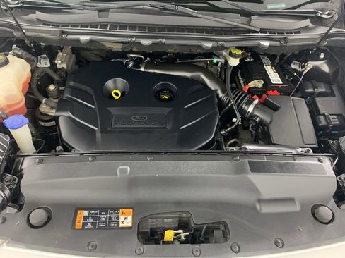 Used 2017 Ford Edge SEL w/ Equipment Group 201A image 11