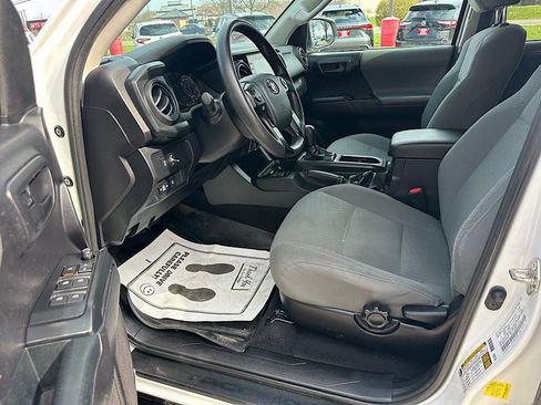 Certified 2021 Toyota Tacoma SR image 15