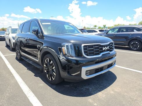 Certified 2024 Kia Telluride SX Prestige w/ Towing Package AWD/4WD image 2