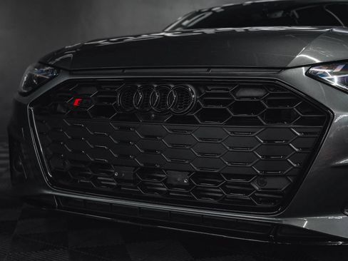 Used 2021 Audi S4 Premium Plus w/ Premium Plus Package AWD/4WD image 4
