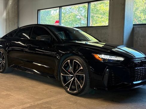 Used 2022 Audi RS 7 Sportback AWD/4WD image 12