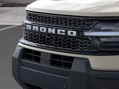 New 2025 Ford Bronco Sport Outer Banks w/ Outer Banks Tech Package+ AWD/4WD image 17