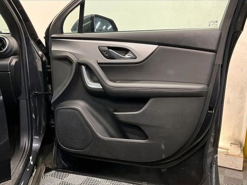 Used 2021 Chevrolet Blazer LT image 25