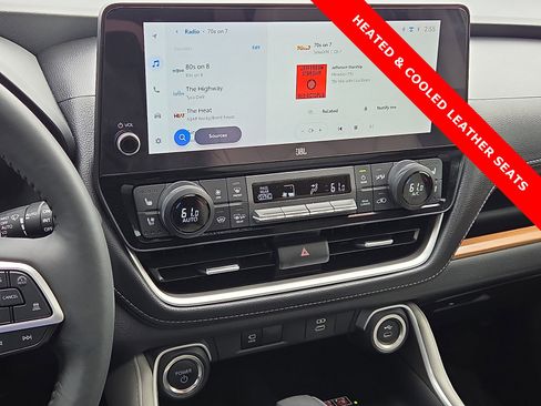 Used 2025 Toyota Grand Highlander AWD Hybrid image 18