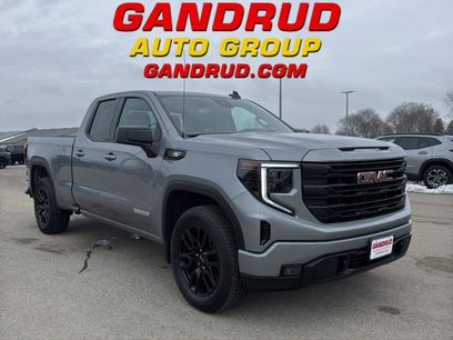 Used 2025 GMC Sierra 1500 Elevation