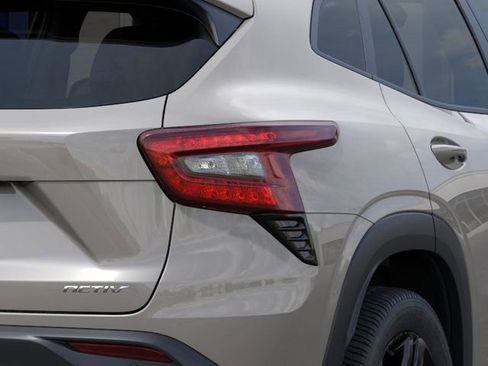 New 2026 Chevrolet Trax ACTIV w/ Driver Confidence Package image 11