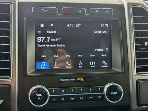 Used 2019 Ford Expedition Platinum RWD image 16
