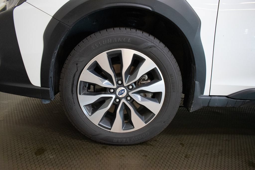Used 2024 Subaru Outback Limited XT AWD/4WD image 9