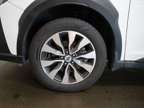 Used 2024 Subaru Outback Limited XT AWD/4WD image 9