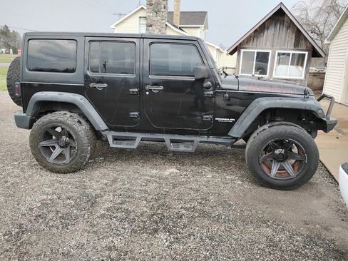 Used 2016 Jeep Wrangler Unlimited Sport w/ Quick Order Package 24S image 1