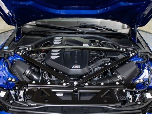 New 2026 BMW M4 xDrive Competition image 5