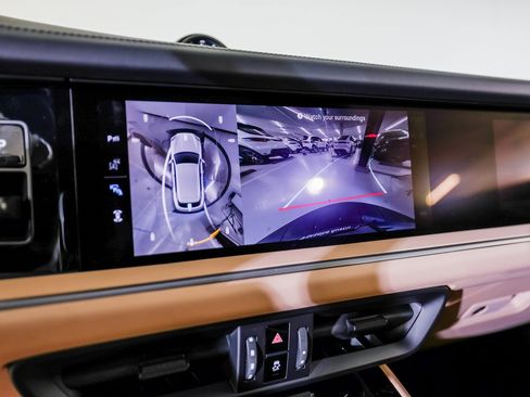 New 2026 Porsche Cayenne GTS image 19