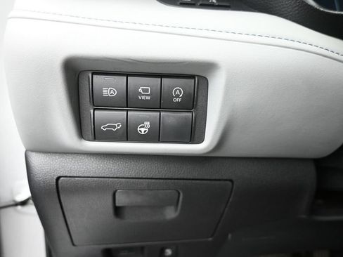 Used 2023 Toyota Highlander Platinum AWD/4WD image 21
