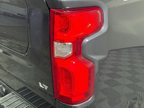 Used 2023 Chevrolet Silverado 1500 LT Trail Boss AWD/4WD image 33