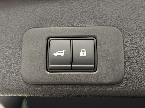Used 2025 Nissan Murano SL w/ Cargo Package AWD/4WD image 28