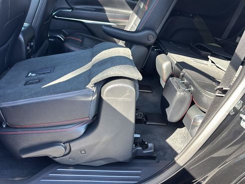 Used 2025 Chevrolet Traverse RS w/ LPO, Floor Liner Package FWD image 30