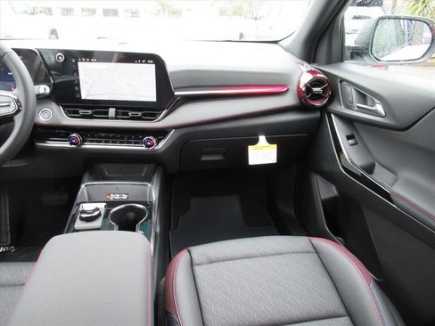 New 2026 Chevrolet Equinox RS w/ Convenience Package III FWD image 13