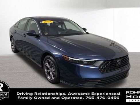 Used 2024 Honda Accord EX image 3