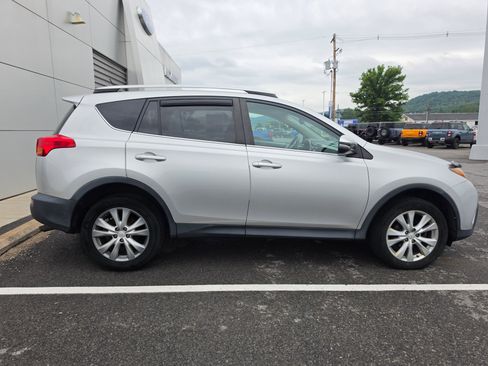 Used 2013 Toyota RAV4 Limited AWD/4WD image 2