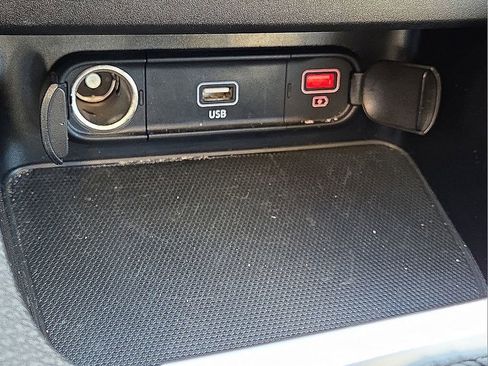 Used 2024 Kia Forte LXS image 28