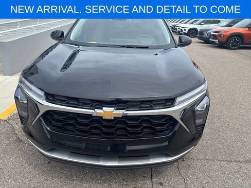 Certified 2024 Chevrolet Trax LT w/ Driver Confidence Package FWD image 4