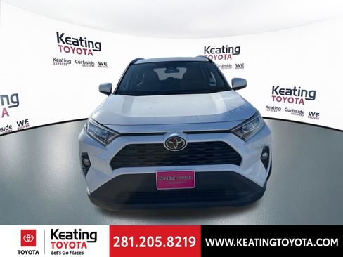 Used 2021 Toyota RAV4 XLE image 6
