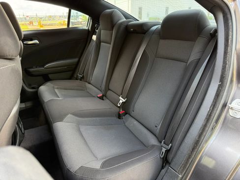Used 2017 Dodge Charger R/T RWD image 27