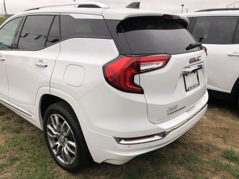 Used 2023 GMC Terrain Denali AWD/4WD image 4