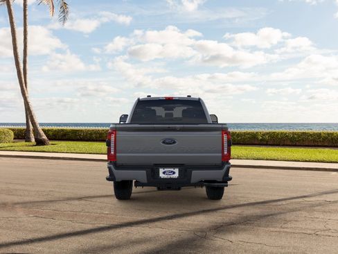 New 2026 Ford F250 XLT w/ XLT Premium Package AWD/4WD image 5