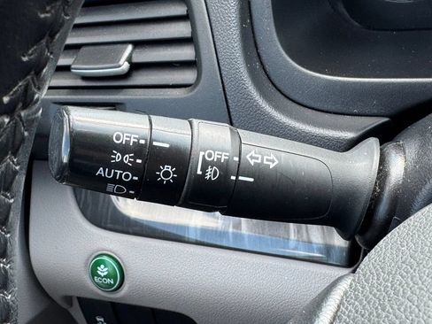 Used 2012 Honda CR-V EX-L image 12