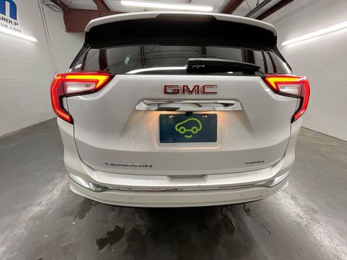 Certified 2024 GMC Terrain Denali w/ Denali Premium Package image 33