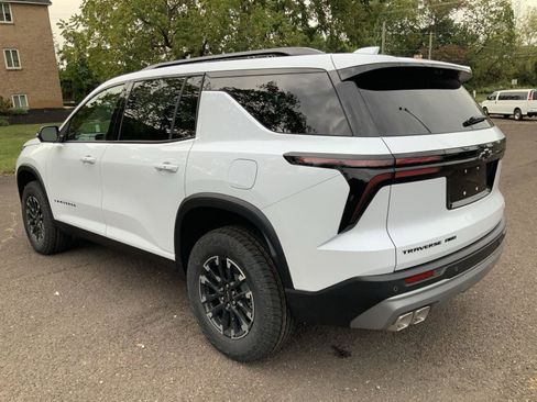 New 2026 Chevrolet Traverse Z71 w/ Driver Confidence Package AWD/4WD image 5