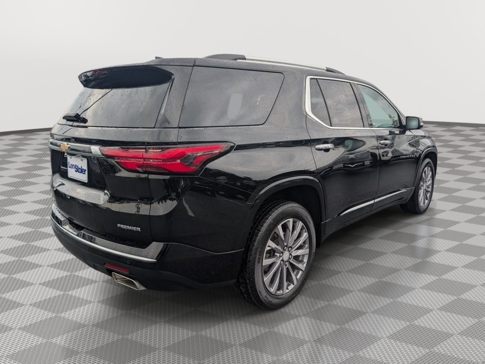 Used 2023 Chevrolet Traverse Premier w/ LPO, Floor Liner Package AWD/4WD image 5