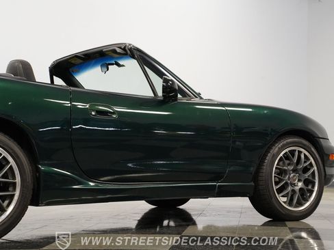 Used 1999 MAZDA MX-5 Miata RWD image 29