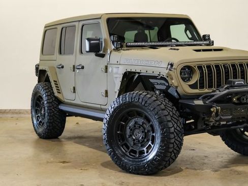 Used 2025 Jeep Wrangler Unlimited Rubicon 392 image 7