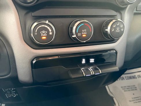 Used 2019 RAM 1500 Big Horn image 24