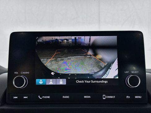 Used 2023 Honda Pilot LX image 11